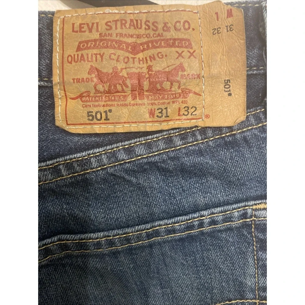 Levis 501 Jeans Mens Blue Denim Buttonfly W31‎ L32